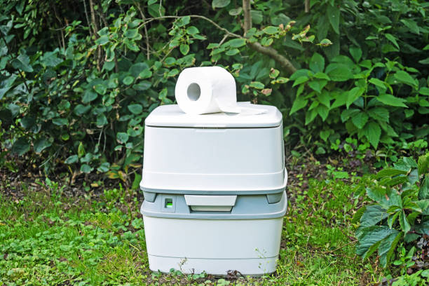 Best Best portable toilet rental  in Lakewood, WA